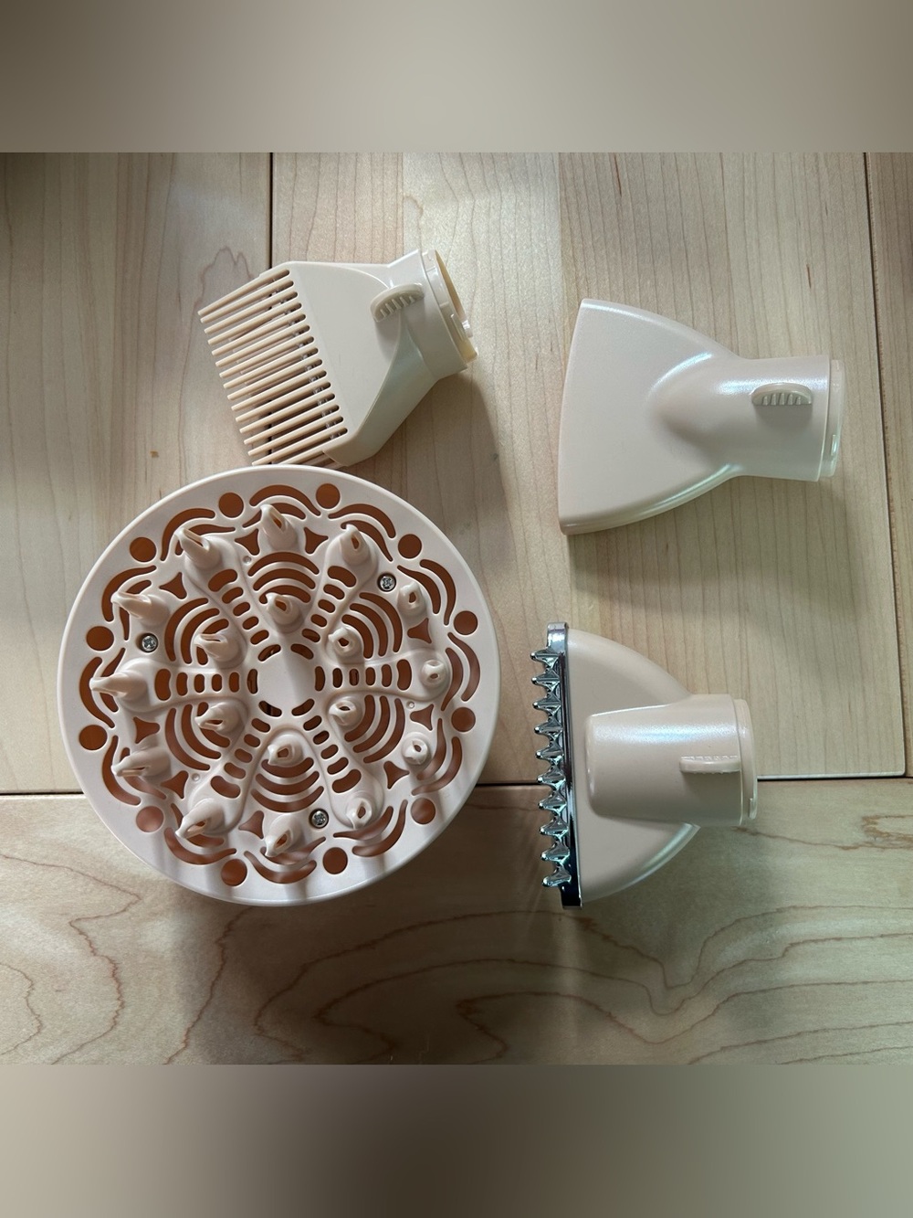 4 piece Conair Infiniti Pro Ionic hair dryer attachment lot diffuser pick style